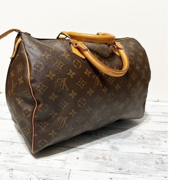 Louis Vuitton Speedy 30 Monogram Purse - Picture 1 of 14